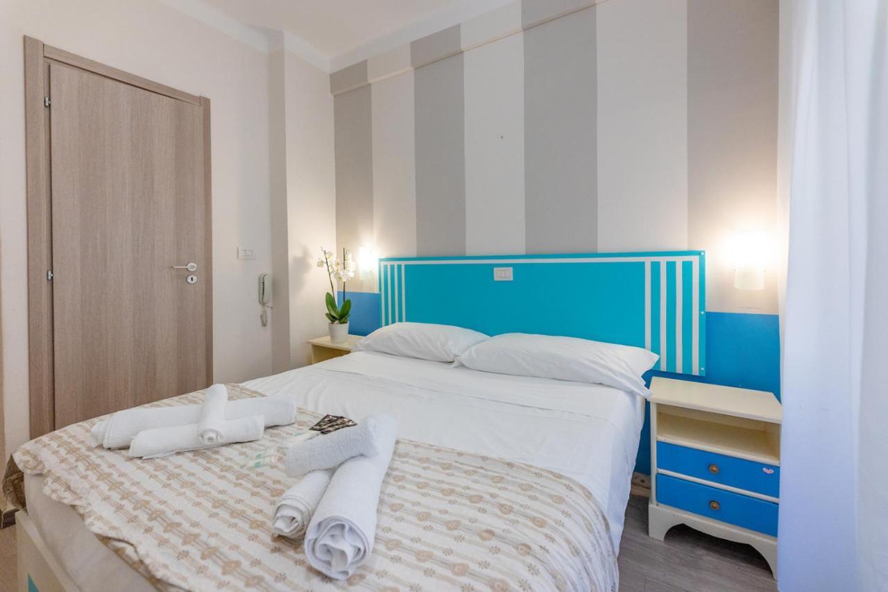 Albergo Oasi Finale Ligure Dış mekan fotoğraf
